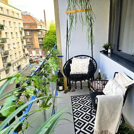 Design In Old Town-free Parking-balcony 公寓 布拉迪斯拉发